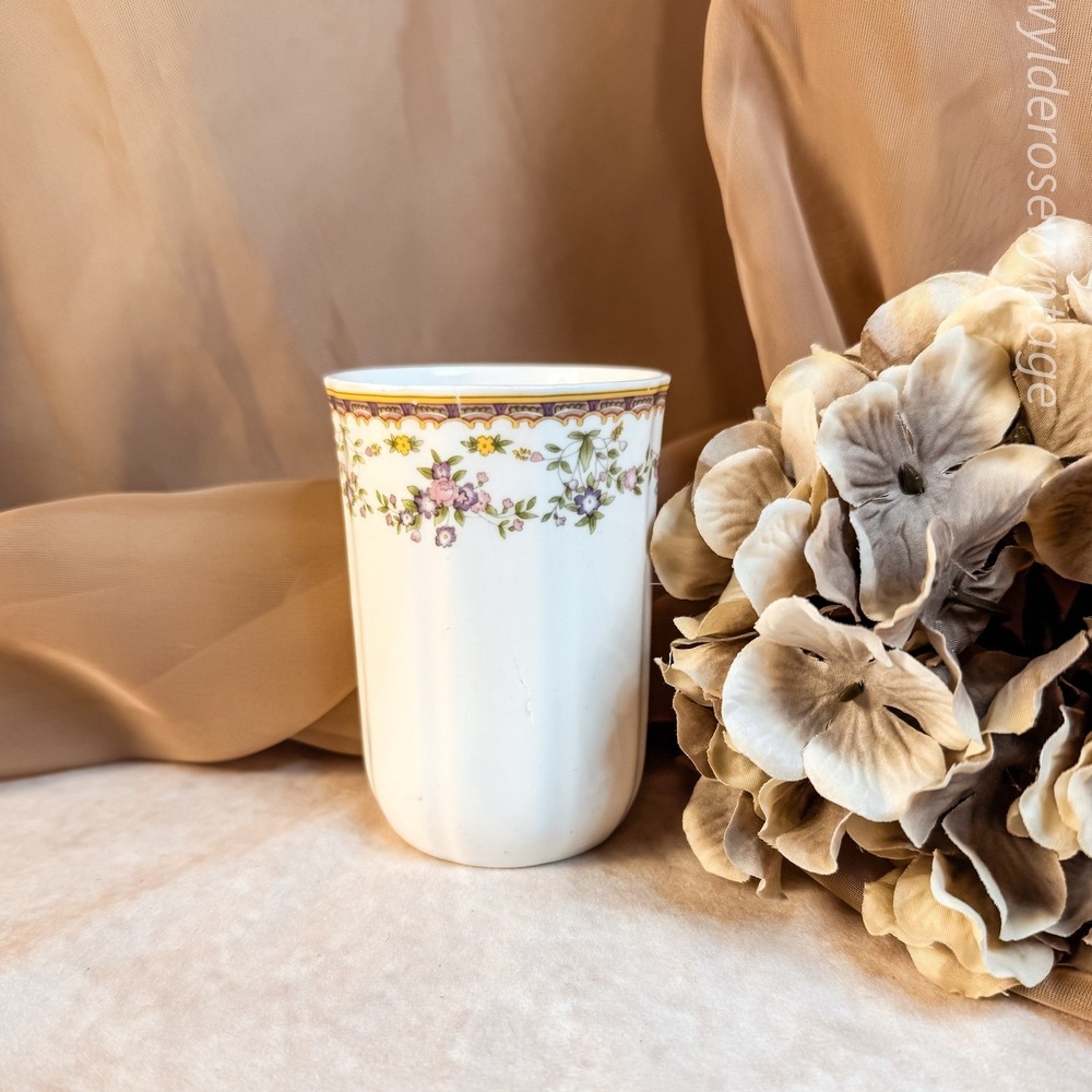 Floral New China Cup